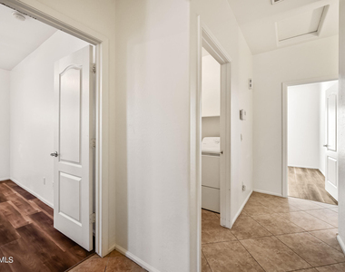 7136 W Forest Grove Avenue - Photo Thumbnail 16