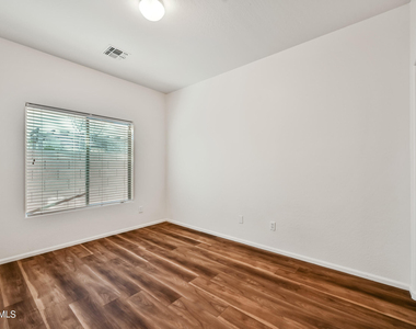 7136 W Forest Grove Avenue - Photo Thumbnail 21