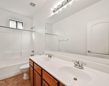 7136 W Forest Grove Avenue - Photo Thumbnail 20