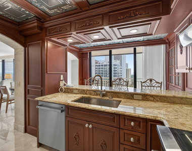3400 N Ocean Drive - Photo Thumbnail 30