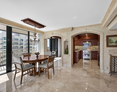 3400 N Ocean Drive - Photo Thumbnail 12