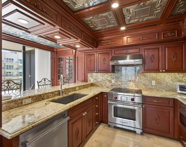 3400 N Ocean Drive - Photo Thumbnail 28