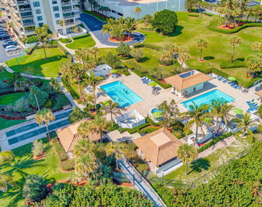 3400 N Ocean Drive - Photo Thumbnail 7