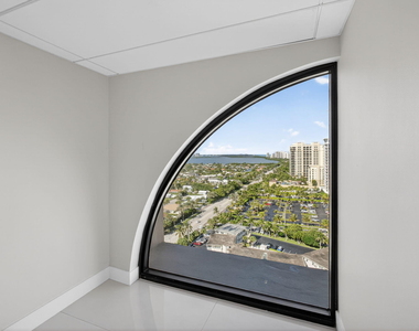 3400 N Ocean Drive - Photo Thumbnail 75