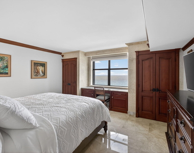 3400 N Ocean Drive - Photo Thumbnail 41