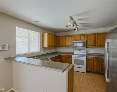 4349 N 111th Lane - Photo Thumbnail 4