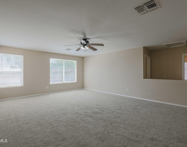 4349 N 111th Lane - Photo Thumbnail 11
