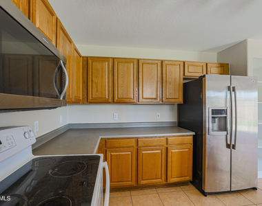 4349 N 111th Lane - Photo Thumbnail 5