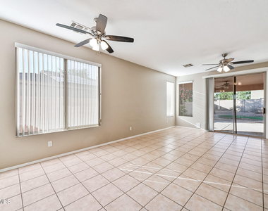 6222 W Wikieup Lane - Photo Thumbnail 10