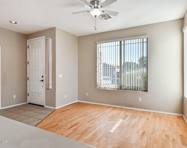 6222 W Wikieup Lane - Photo Thumbnail 3
