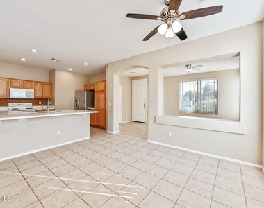 6222 W Wikieup Lane - Photo Thumbnail 12