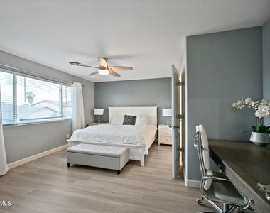 11563 W Jackson Street - Photo Thumbnail 13