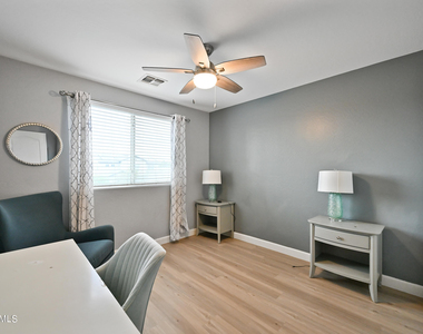 11563 W Jackson Street - Photo Thumbnail 21