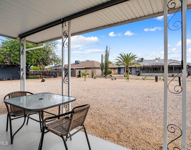 12543 W Parkwood Drive - Photo Thumbnail 22