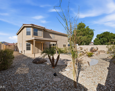 10617 W Daley Lane - Photo Thumbnail 31