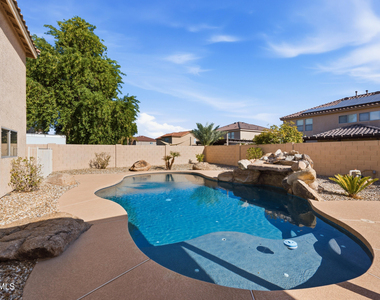 10617 W Daley Lane - Photo Thumbnail 30