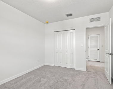 3202 Spanish Cedar Place - Photo Thumbnail 17