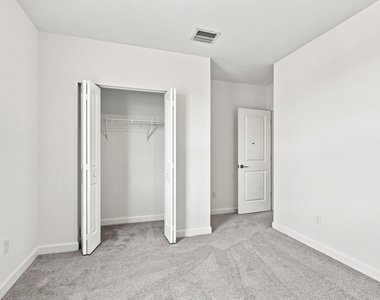 3202 Spanish Cedar Place - Photo Thumbnail 19