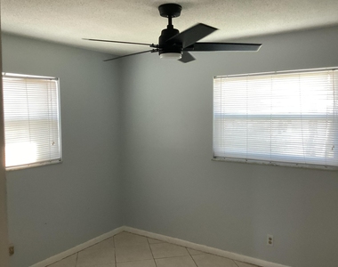 606 Sw 15th Street - Photo Thumbnail 13