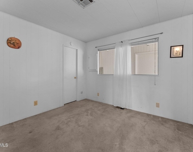 2501 W Wickenburg Way - Photo Thumbnail 5