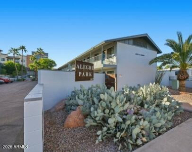 1827 E Lemon Street - Photo Thumbnail 2