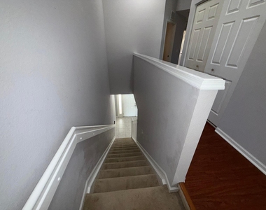 1083 Woodfield Road - Photo Thumbnail 12
