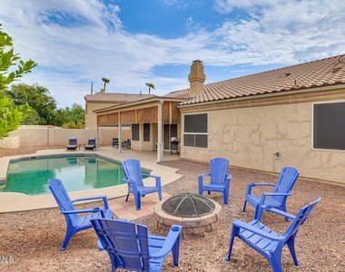 3946 N 112th Avenue - Photo Thumbnail 16
