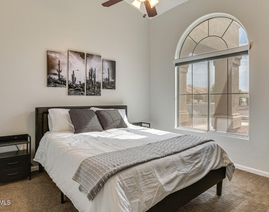 3946 N 112th Avenue - Photo Thumbnail 13