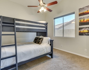 3946 N 112th Avenue - Photo Thumbnail 15