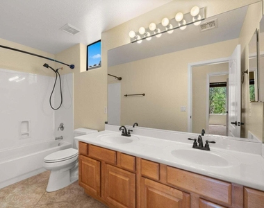 5036 E Cory Circle - Photo Thumbnail 16