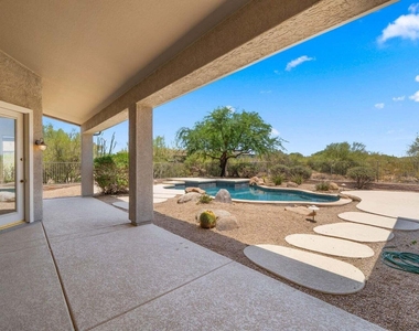 5036 E Cory Circle - Photo Thumbnail 1
