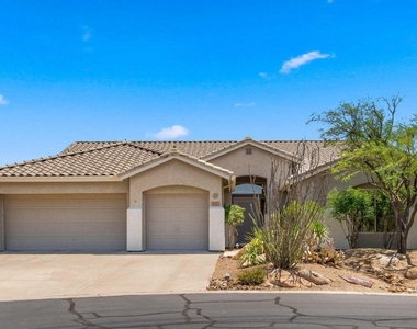 5036 E Cory Circle - Photo Thumbnail 5