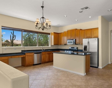5036 E Cory Circle - Photo Thumbnail 2