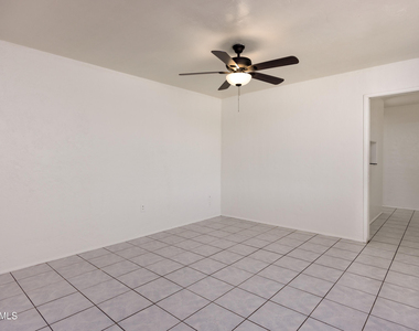 2849 W Alice Avenue - Photo Thumbnail 4