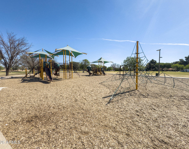 2849 W Alice Avenue - Photo Thumbnail 34
