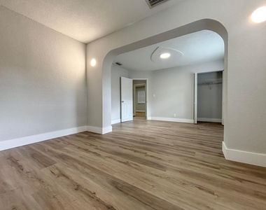 6720 Sw 17th Street Sw - Photo Thumbnail 32