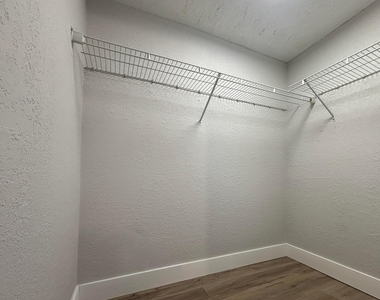 6720 Sw 17th Street Sw - Photo Thumbnail 31