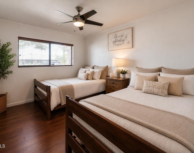 4038 N 81st Street - Photo Thumbnail 13