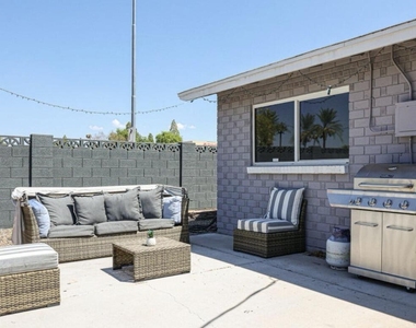 4038 N 81st Street - Photo Thumbnail 18