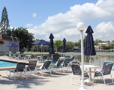 2001 Atlantic Shores Boulevard - Photo Thumbnail 15
