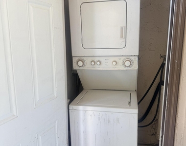 11632 Nw 23rd Court - Photo Thumbnail 6