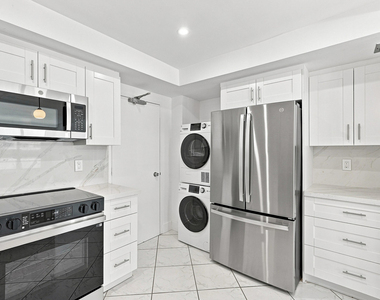 3550 Galt Ocean Drive - Photo Thumbnail 11