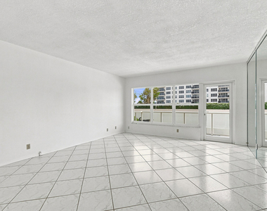 3550 Galt Ocean Drive - Photo Thumbnail 15