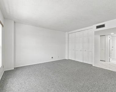 3550 Galt Ocean Drive - Photo Thumbnail 20