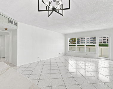 3550 Galt Ocean Drive - Photo Thumbnail 14