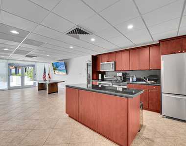 3550 Galt Ocean Drive - Photo Thumbnail 34