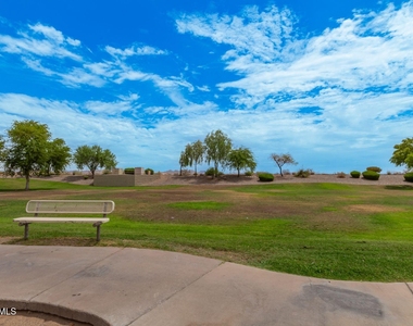 11719 W Dos Rios Drive - Photo Thumbnail 11