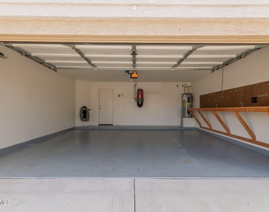 11719 W Dos Rios Drive - Photo Thumbnail 7