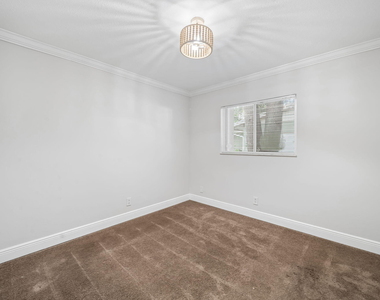 3428 Capri Road - Photo Thumbnail 7