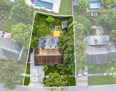 3428 Capri Road - Photo Thumbnail 2